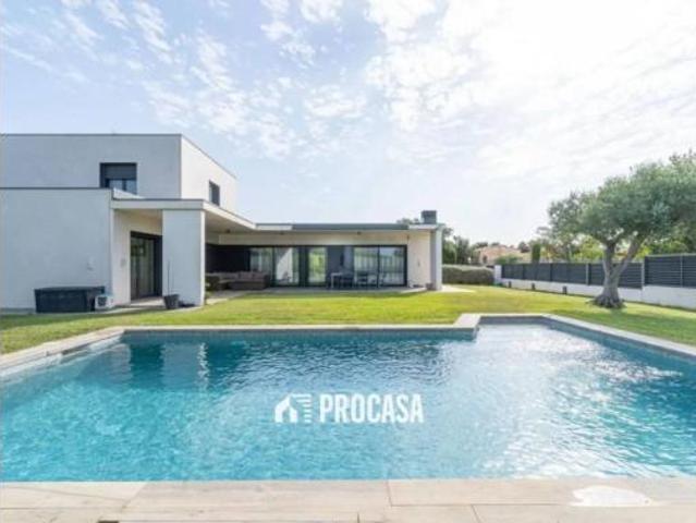 Chalet en venta en Peralada, Girona