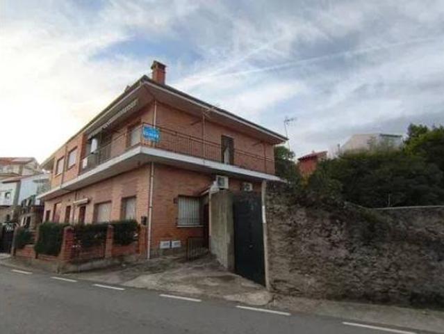 Chalet en venta en Perales Del Puerto, Extremadura