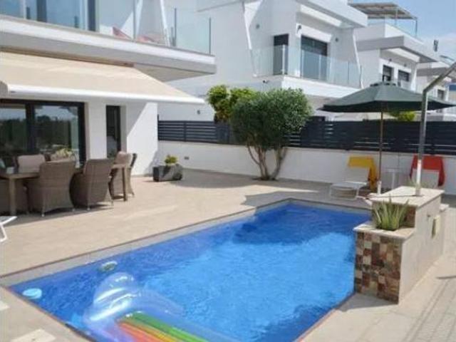 Chalet en venta en Lo Romero Golf Resort, el Baix Segura / La Vega Baja