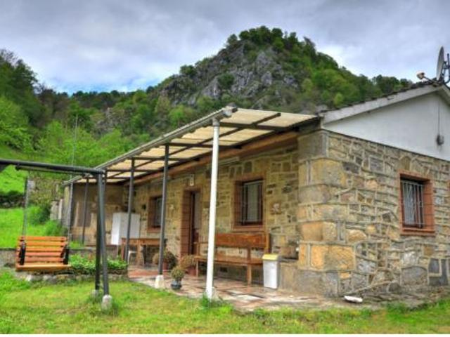 Chalet en venta en Piloña, Asturias