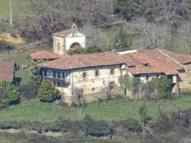 Chalet en venta en Piloña, Asturias