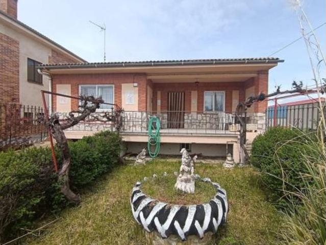 Chalet en venta en Sexmo de Cabezas, Pinarnegrillo
