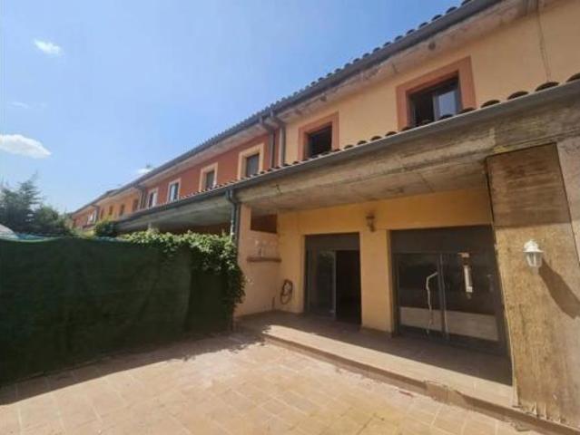 Chalet en venta en Madrebuena, Pioz