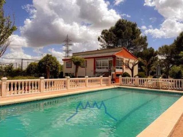 Chalet en venta en Poblete, Castilla-La Mancha