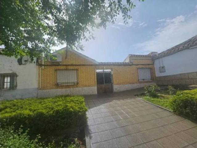 Chalet en venta en Polán, Castilla-La Mancha