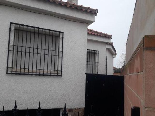 Villa en venta en Polán