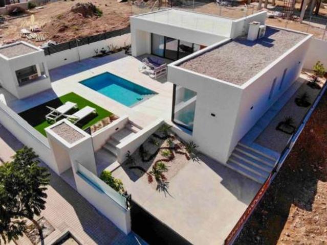 Chalet en venta en Urbanització L'Alberca, la Marina Baixa