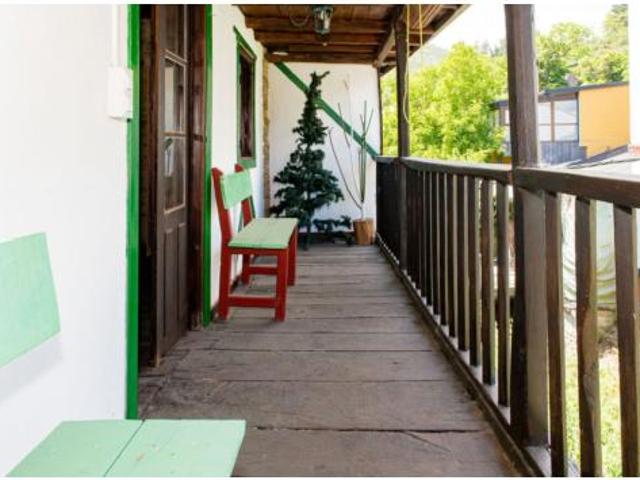 Chalet en venta en Villanueva de Valdueza, El Bierzo