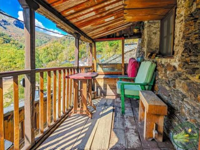 Chalet en venta en Montes de Valdueza, El Bierzo