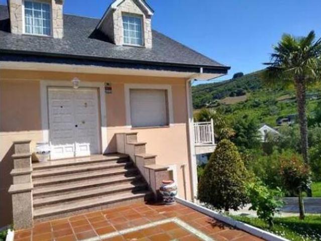 Chalet en venta en Flores del Sil, El Bierzo