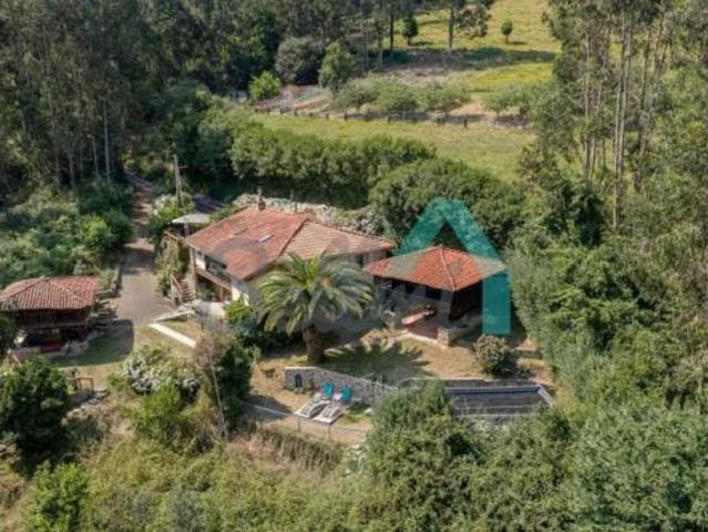 Chalet en venta en Praúa, Pravia