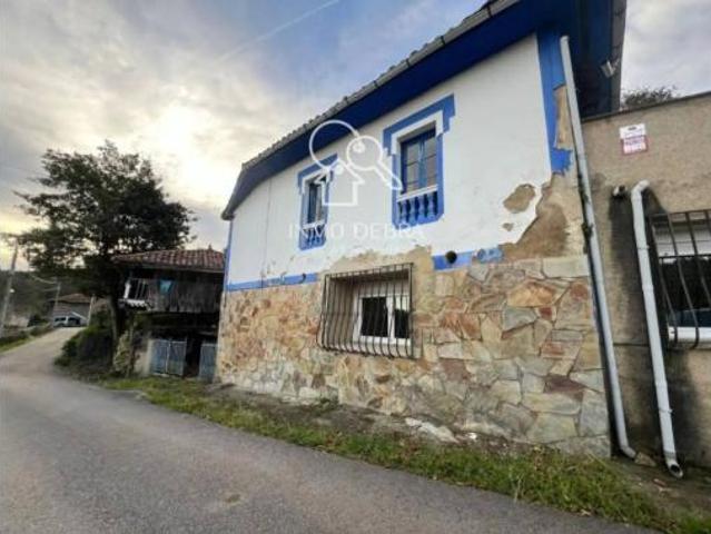 Chalet en venta en Praúa, Pravia