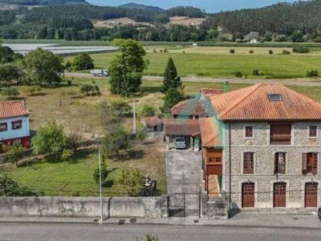 Chalet en venta en Praúa, Pravia