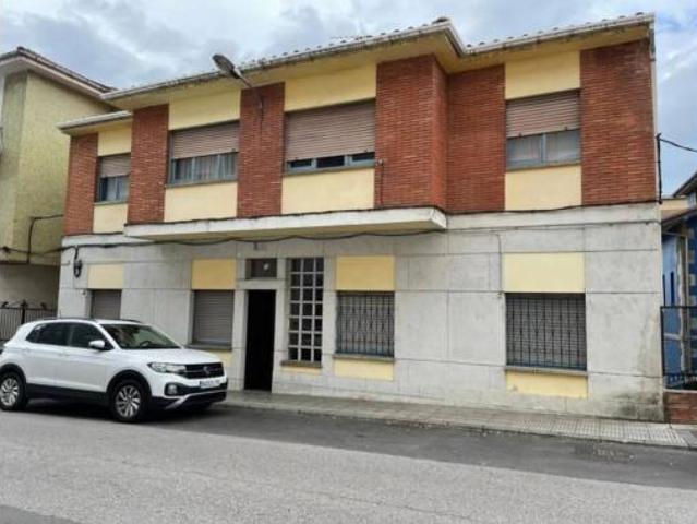 Villa en venta en Pravia, Praúa