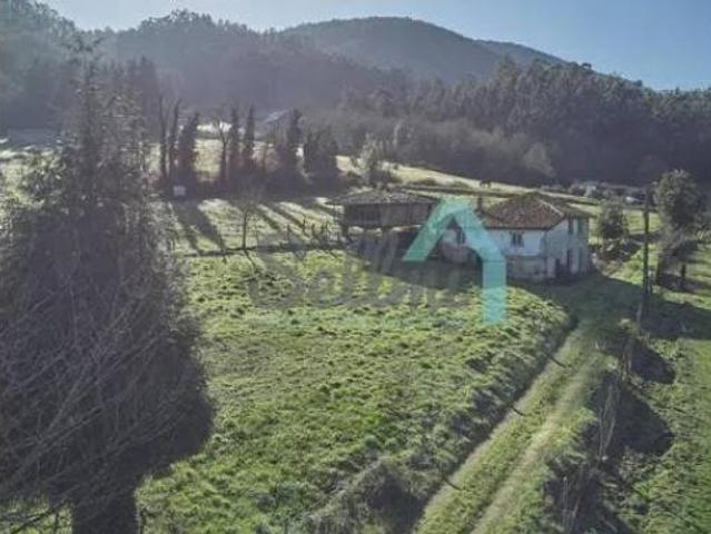 Chalet en venta en Praúa, Pravia