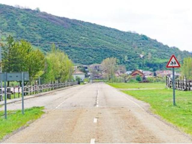 Chalet en venta en Puebla De Lillo, Castilla y León