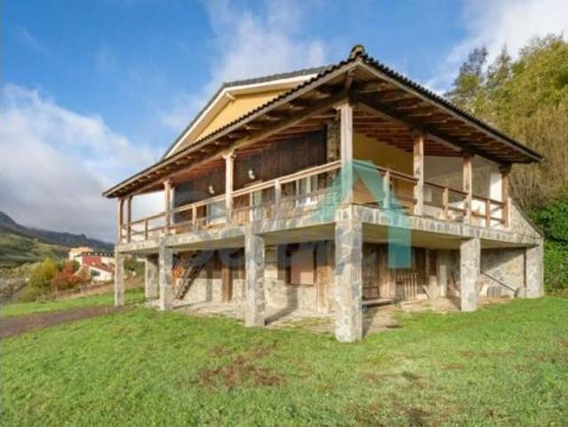 Chalet en venta en Puebla De Lillo, Castilla y León