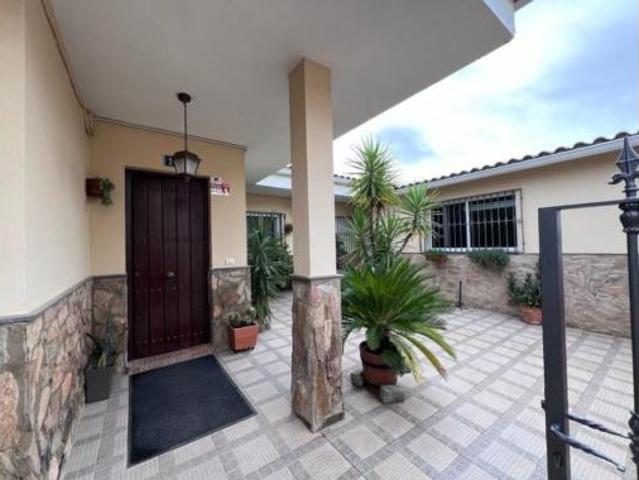 Villa en venta en Puebla De Sancho Pérez, Puebla de Sancho Pérez