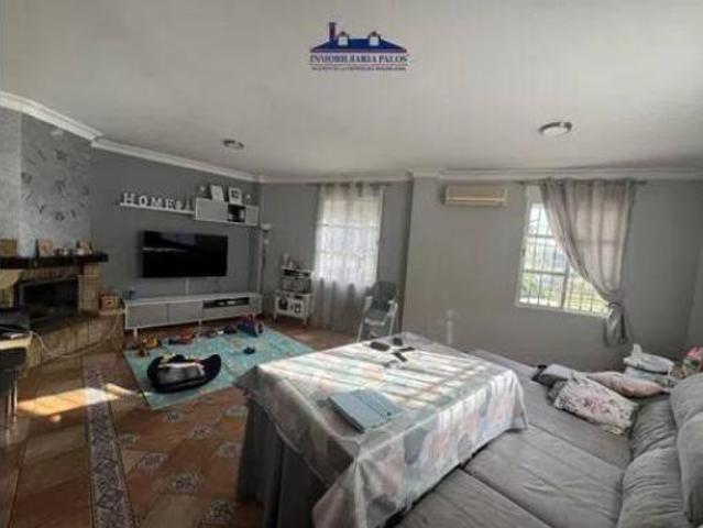Chalet en venta en Puente Genil, Andalucía