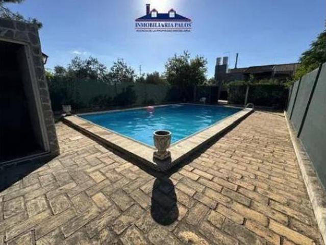 Chalet en venta en Puente Genil, Andalucía