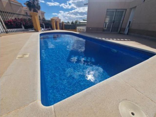 Chalet en venta en San Juan de los Terreros, Pulpí