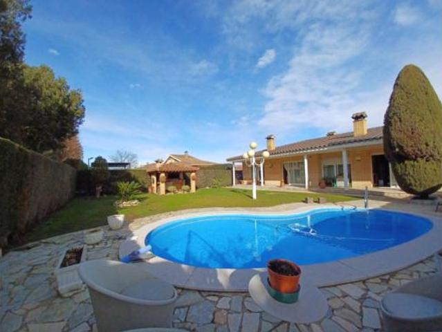 Chalet en venta en Gironès, Catalunya