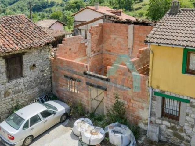 Chalet en venta en Quirós, Asturias