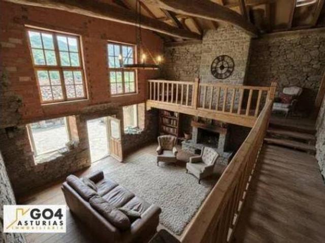 Chalet en venta en Quirós, Asturias