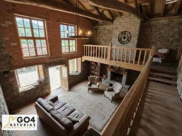 Chalet en venta en Quirós, Asturias