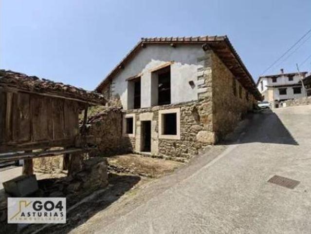 Chalet en venta en Quirós, Asturias