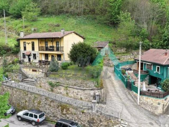Chalet en venta en Quirós, Asturias