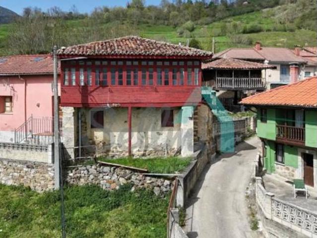 Chalet en venta en Quirós, Asturias