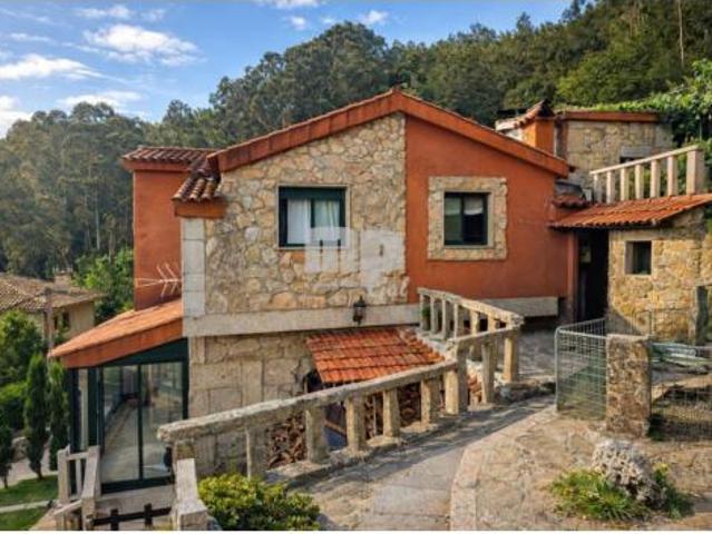 Chalet en venta en Cedeira, Vigo