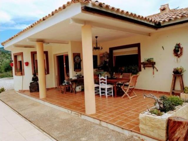 Chalet en venta en la Marina Baixa, Valencia