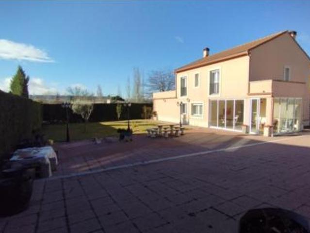 Chalet en venta en Renedo De Esgueva, Castilla y León