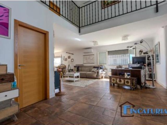 Chalet en venta en Riba-roja de Túria, València / Valencia