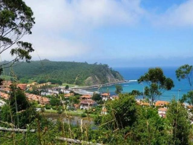Villa en venta en Ribadesella, Urbanización La Juncalera
