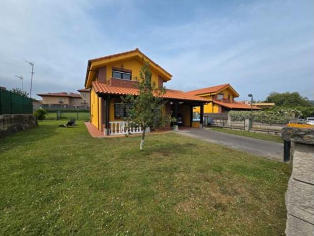 Chalet en venta en Ribamontán Al Mar, Cantabria