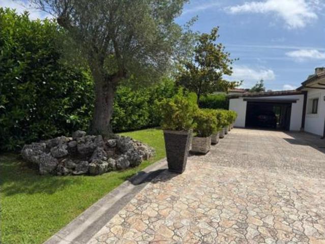 Chalet en venta en Ribamontán Al Mar, Cantabria