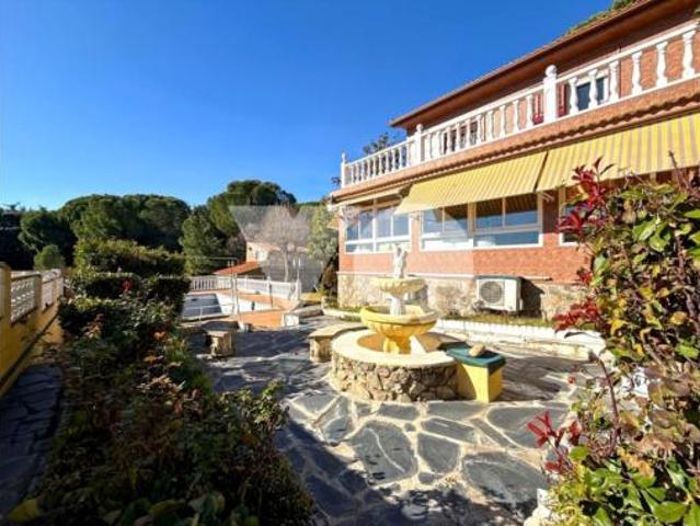 Chalet en venta en Ribatejada, Madrid
