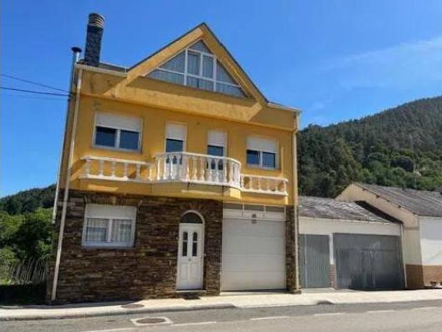 Chalet en venta en Ribeira De Piquín, Galicia