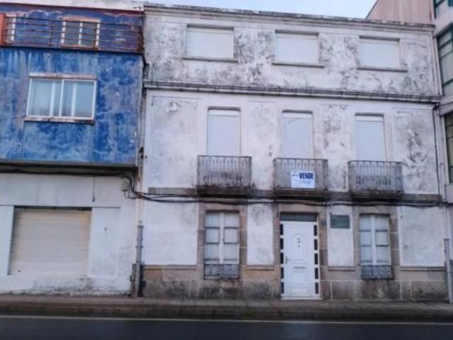 Chalet en venta en Ribeira, A Barbanza