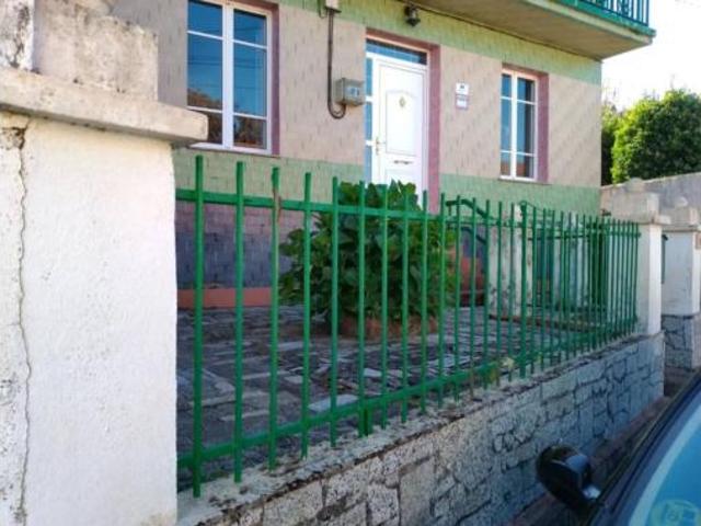 Chalet en venta en Ribeira, A Barbanza