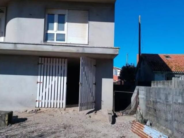 Chalet en venta en Ribeira, A Barbanza