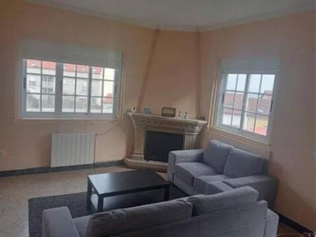 Chalet en venta en Ribeira, A Barbanza