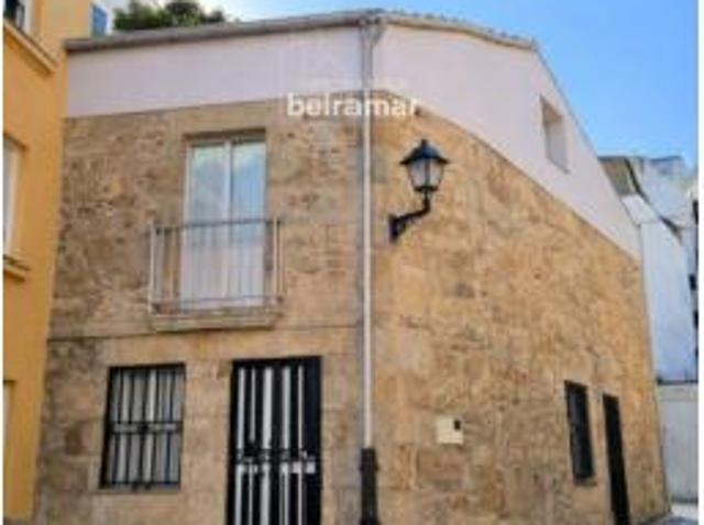 Chalet en venta en Ribeira, A Barbanza