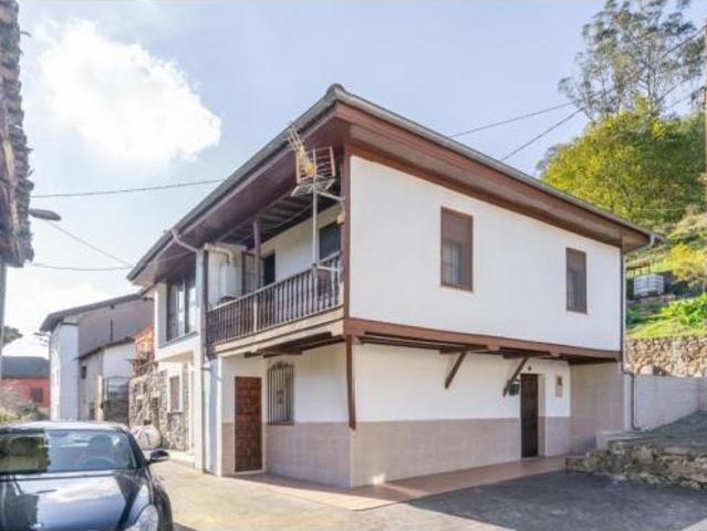 Chalet en venta en Ribera De Arriba, Asturias