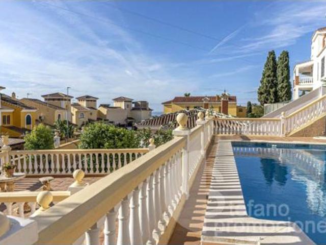 Chalet en venta en La Cala del Moral, La Axarquía