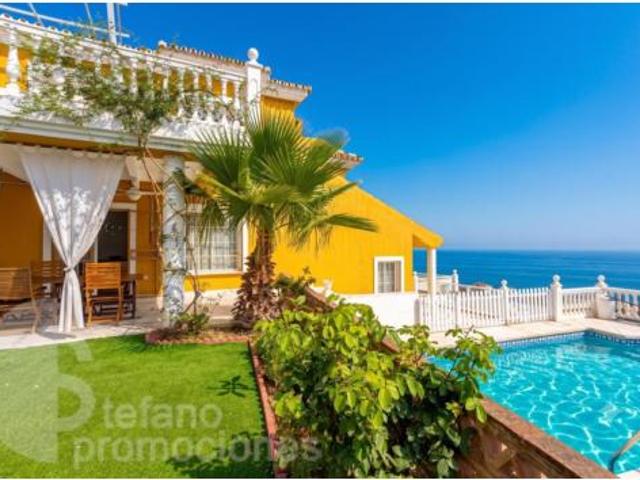 Chalet en venta en Torre de Benagalbón, La Axarquía