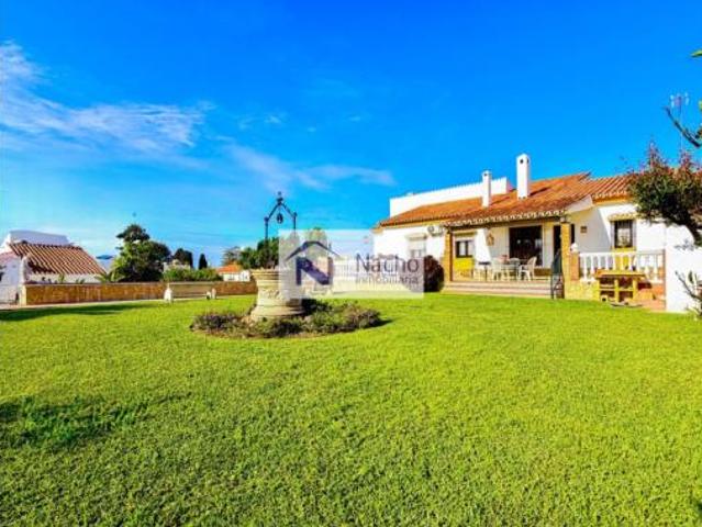 Chalet en venta en La Cala del Moral, La Axarquía